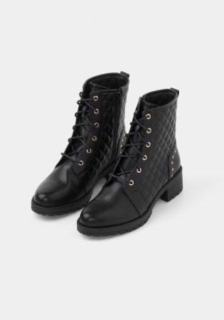 Las botas de 29 euros que cuesta creer que venda Carrefour