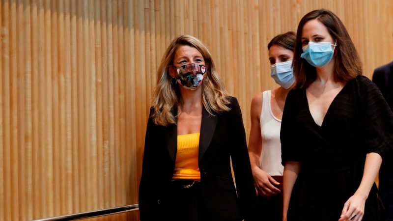 Los despachos laborales dan el golpe en la mesa contra Yolanda Díaz: "Basta" 1 Merca2.es colau belarra yolanda diaz Merca2.es
