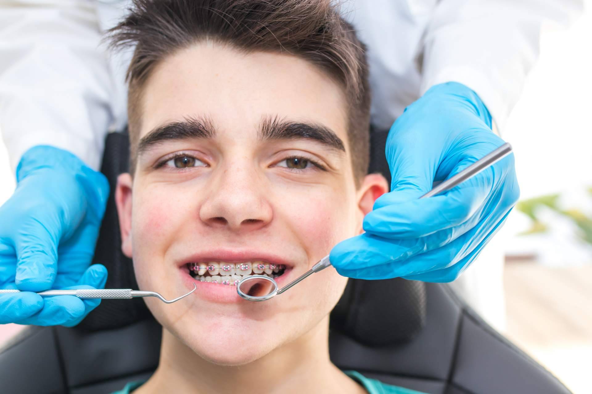 Clínica Sonrisas de Corrales Dental, en Badajoz, cuenta con expertos en tratamientos con ortodoncia de máxima calidad