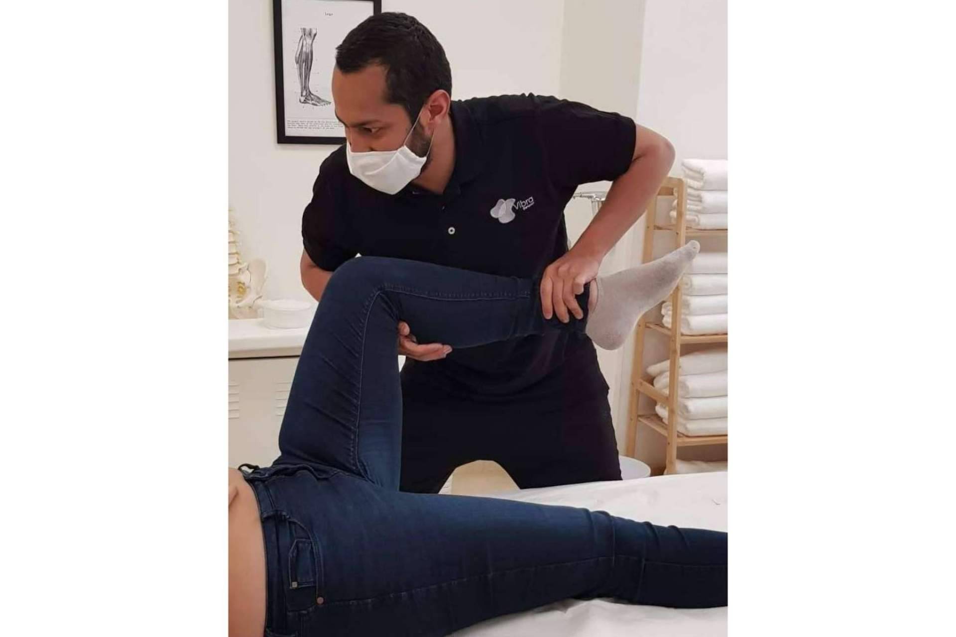 Vibra Bienestar, las ventajas del tratamiento de lesiones de rodilla con fisioterapia
