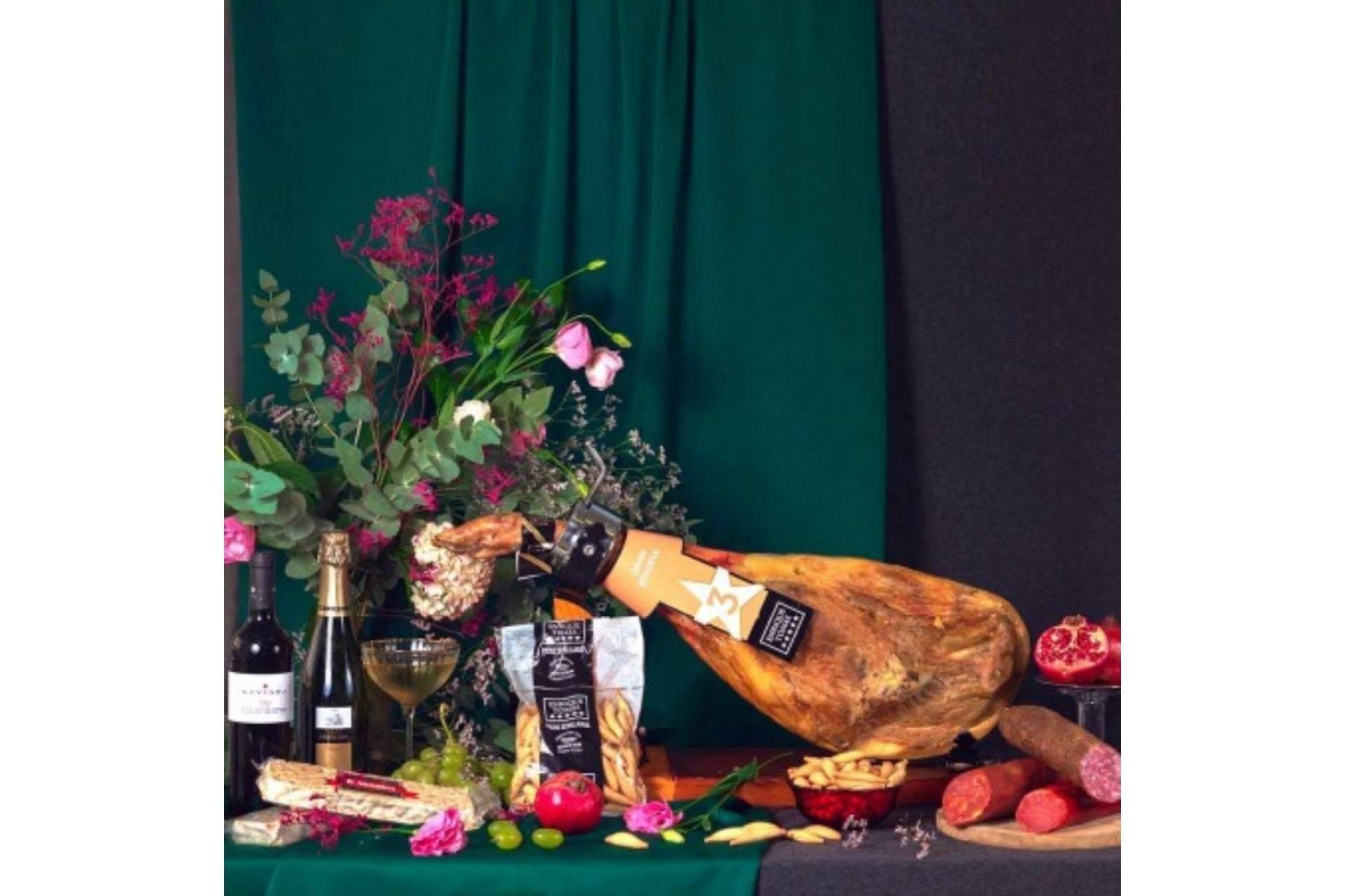 Comprar jamón para Navidad en las tiendas Enrique Tomás