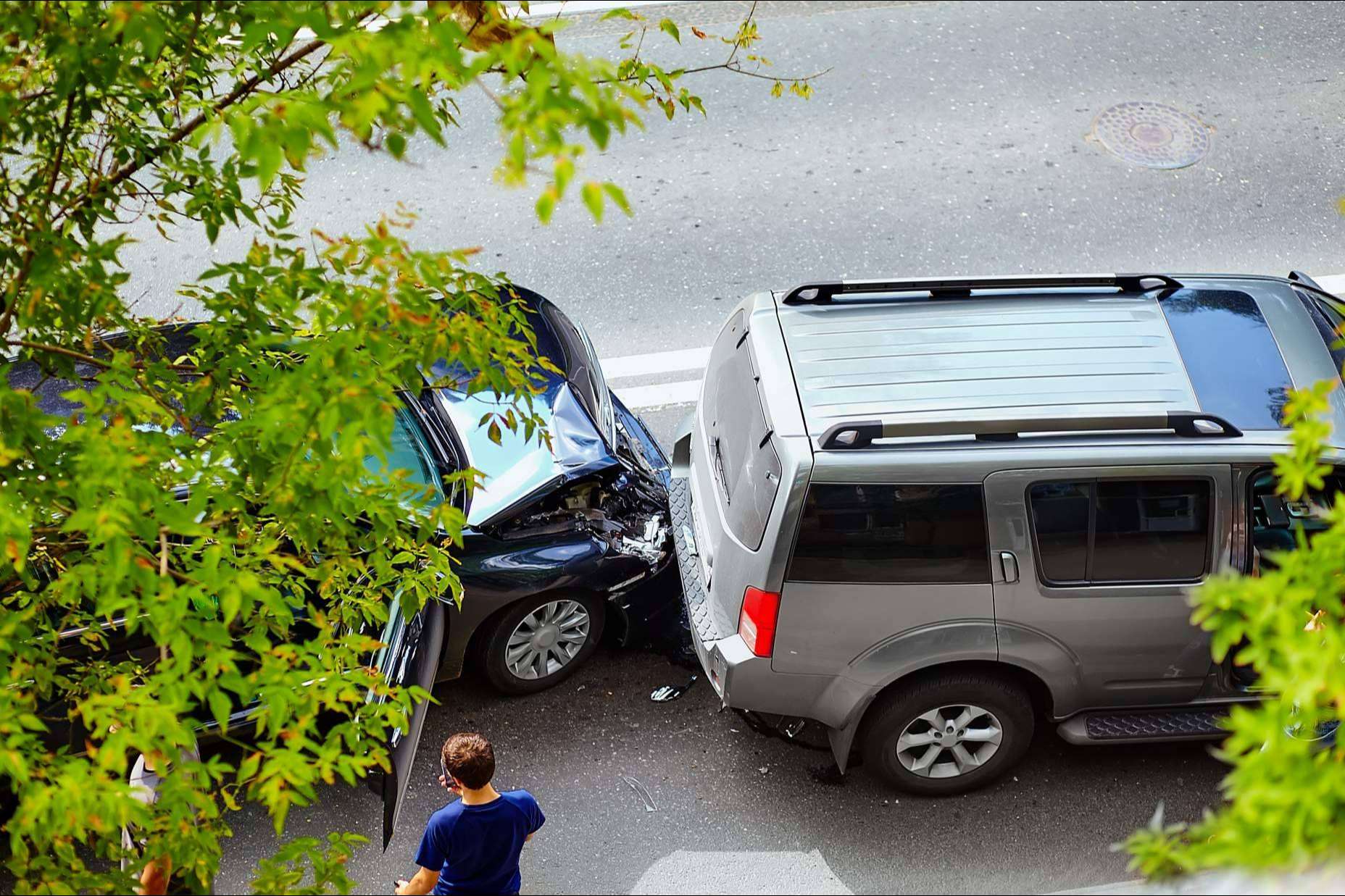 Sobre la asunción del riesgo por parte de la víctima de accidentes de tráfico y la auto puesta en peligro, por el bufete Legal Agora abogados accidentes