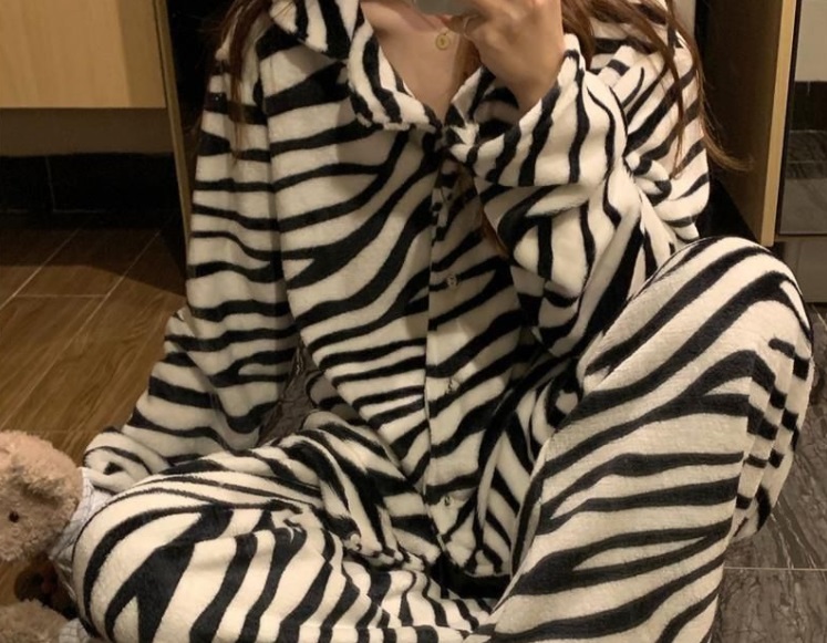 pijama cebra