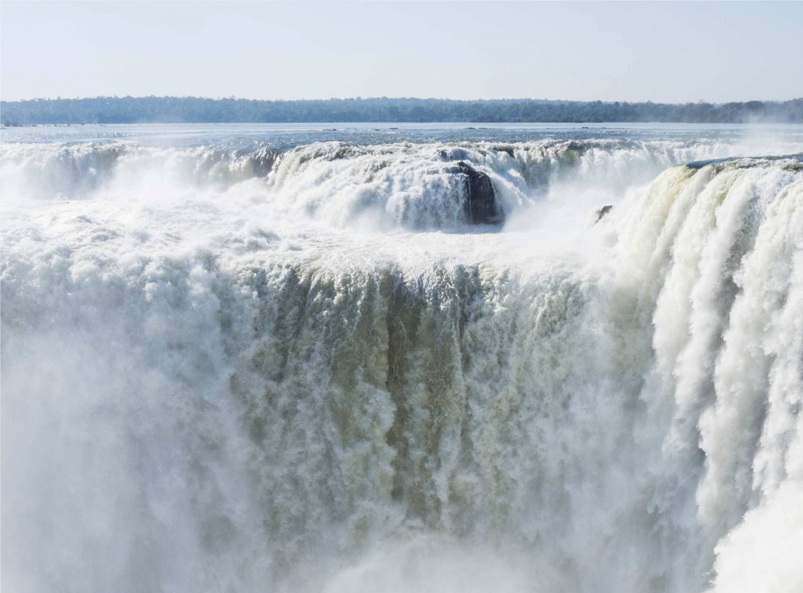 Parque Nacional Iguazú: selva, cataratas y sabores