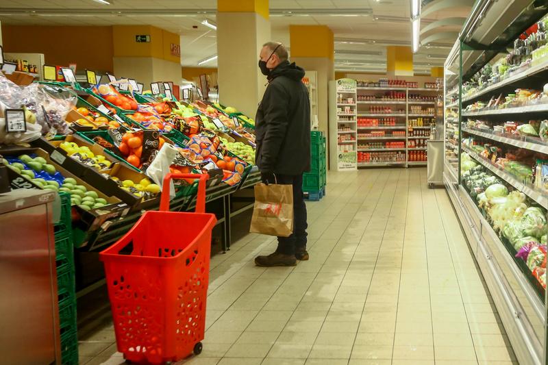 Facua lamenta que la Ley de Cadena Alimentaria no obligue a informar del precio en origen de alimentos