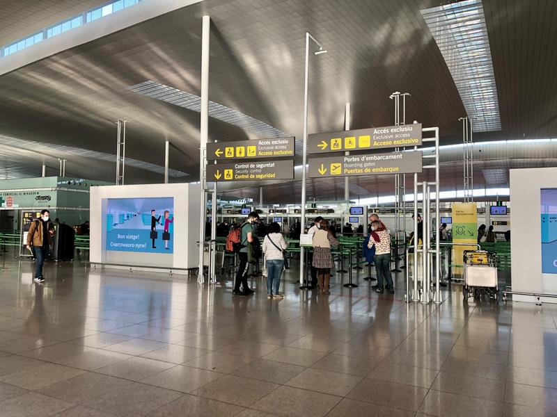Los aeropuertos de Aena cierran noviembre con un 73,3% del tráfico de 2019