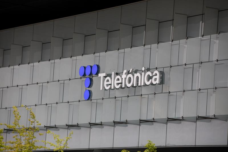 Telefónica abona casi 300 M€ de dividendo en efectivo