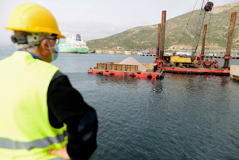 La CNMC evitará el acaparamiento de capacidad y la congestión en el acceso a infraestructuras de gas