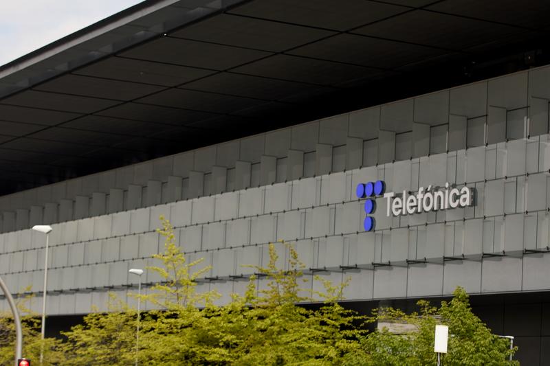 Las compras de Criteria Caixa en Telefónica superan los 30 M€ en 2021