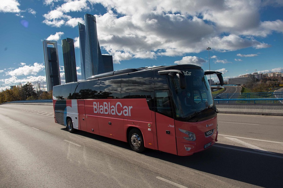 BlaBlaCar se sube al autobús a la espera de la liberalización del sector