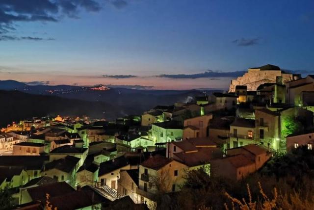  Laurenzana (Basilicata)