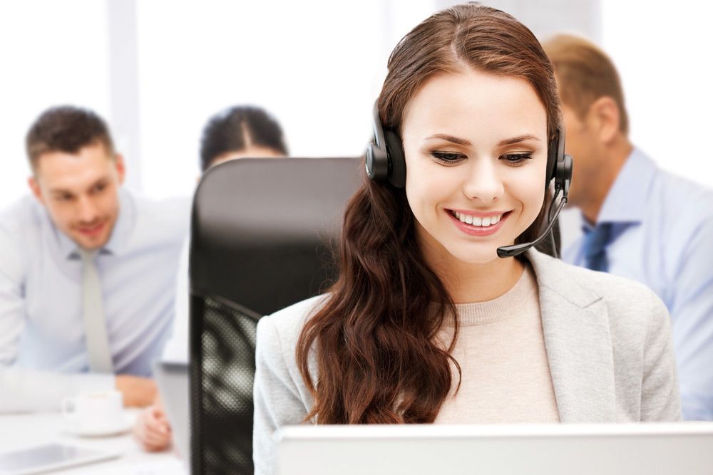 El servicio 24 horas de los bancos: oportunidad amarga para los call center