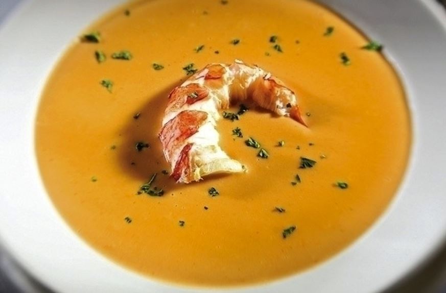 Crema de langostinos: el plato que le da mil vueltas a la sopa de marisco