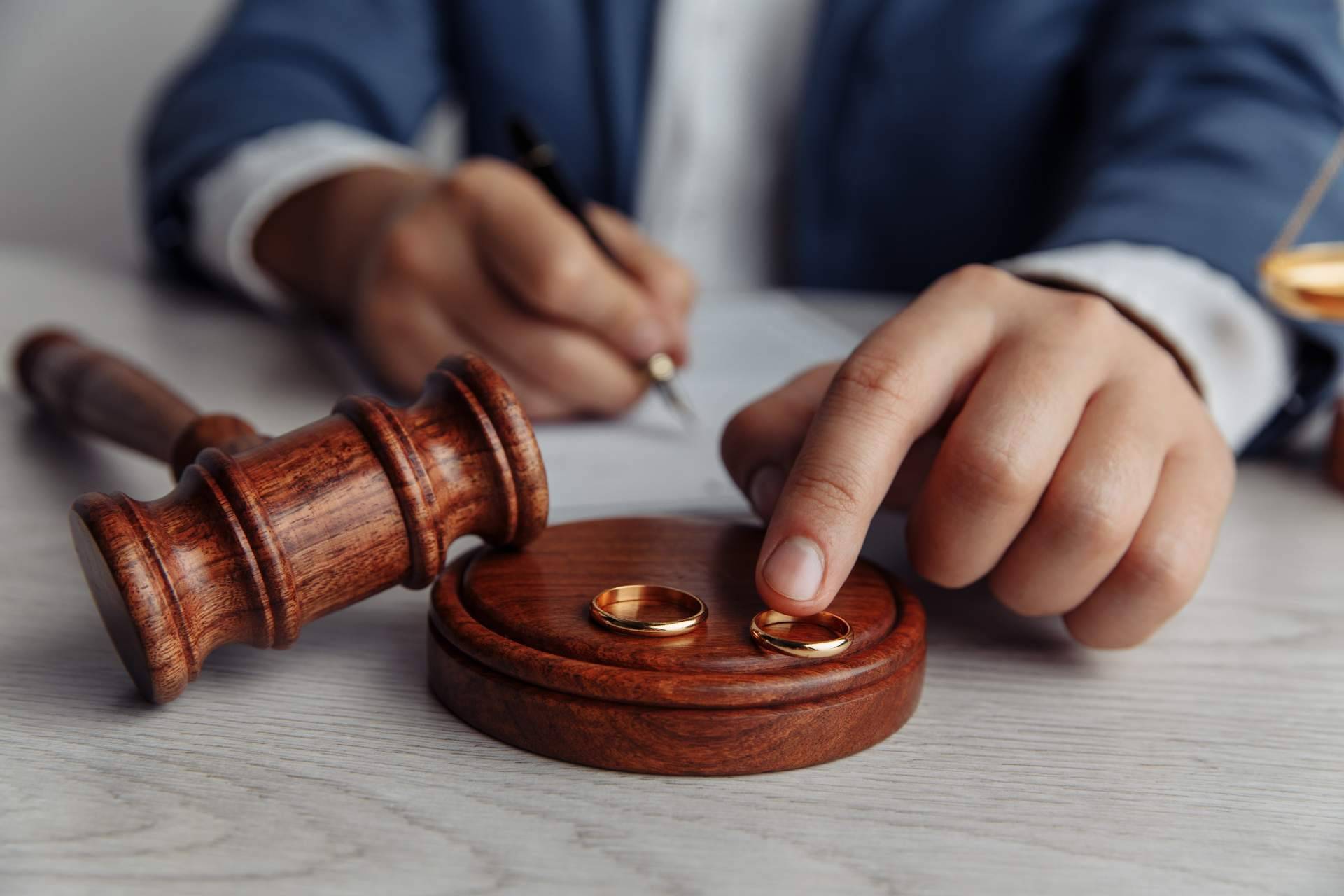 Abogados matrimonialistas exprés en Madrid, con Abogados Cebrián