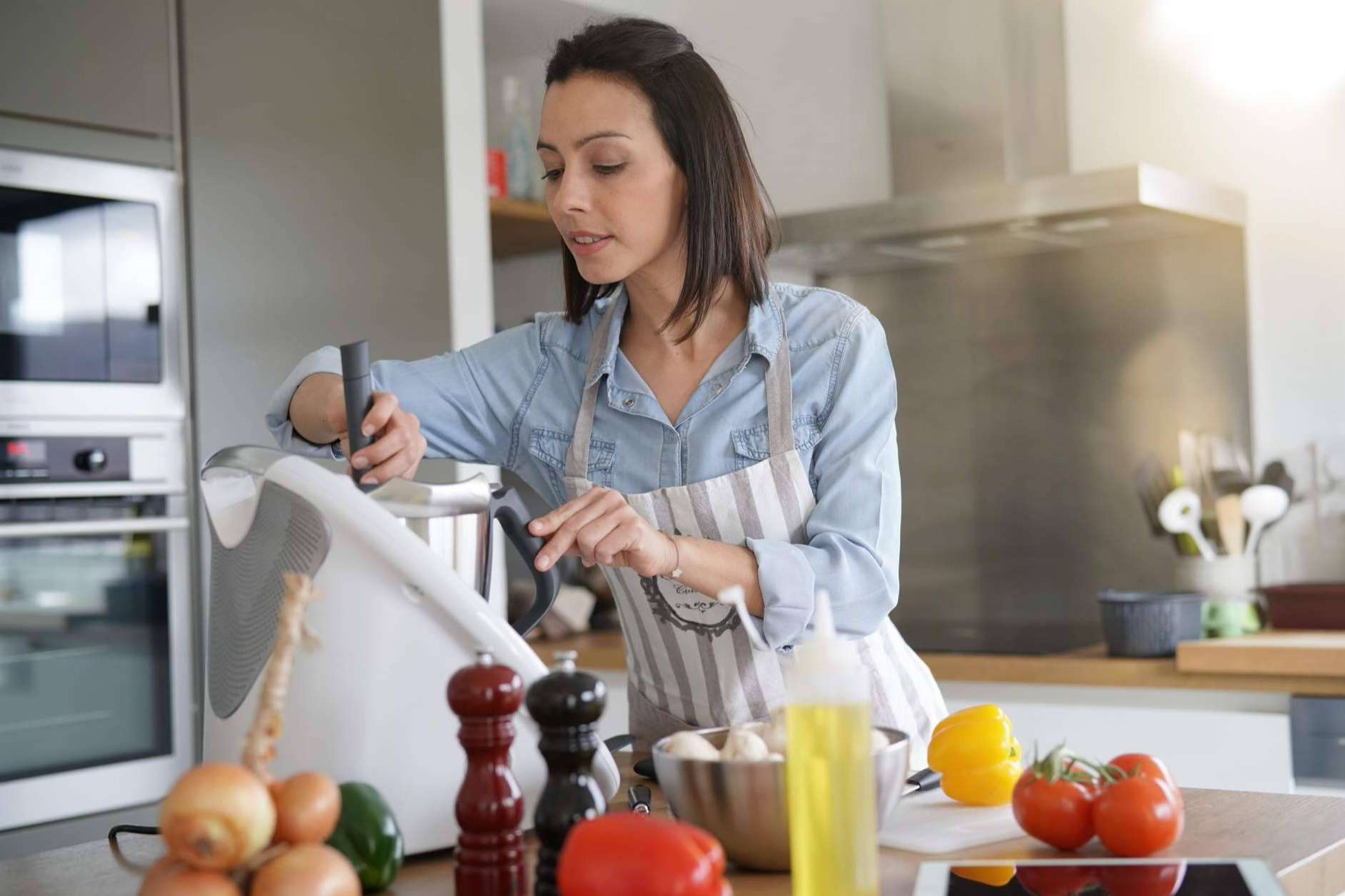 Cocinatics ofrece consejos para encontrar uno de los mejores robots de cocina estas Navidades