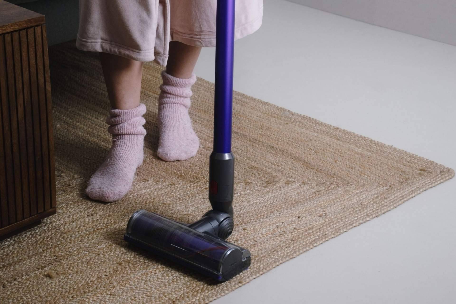Servicio técnico y venta de productos electrónicos como Roomba, Xiaomi, Sparco o Dyson, de la mano de CD Mantenimiento Integral