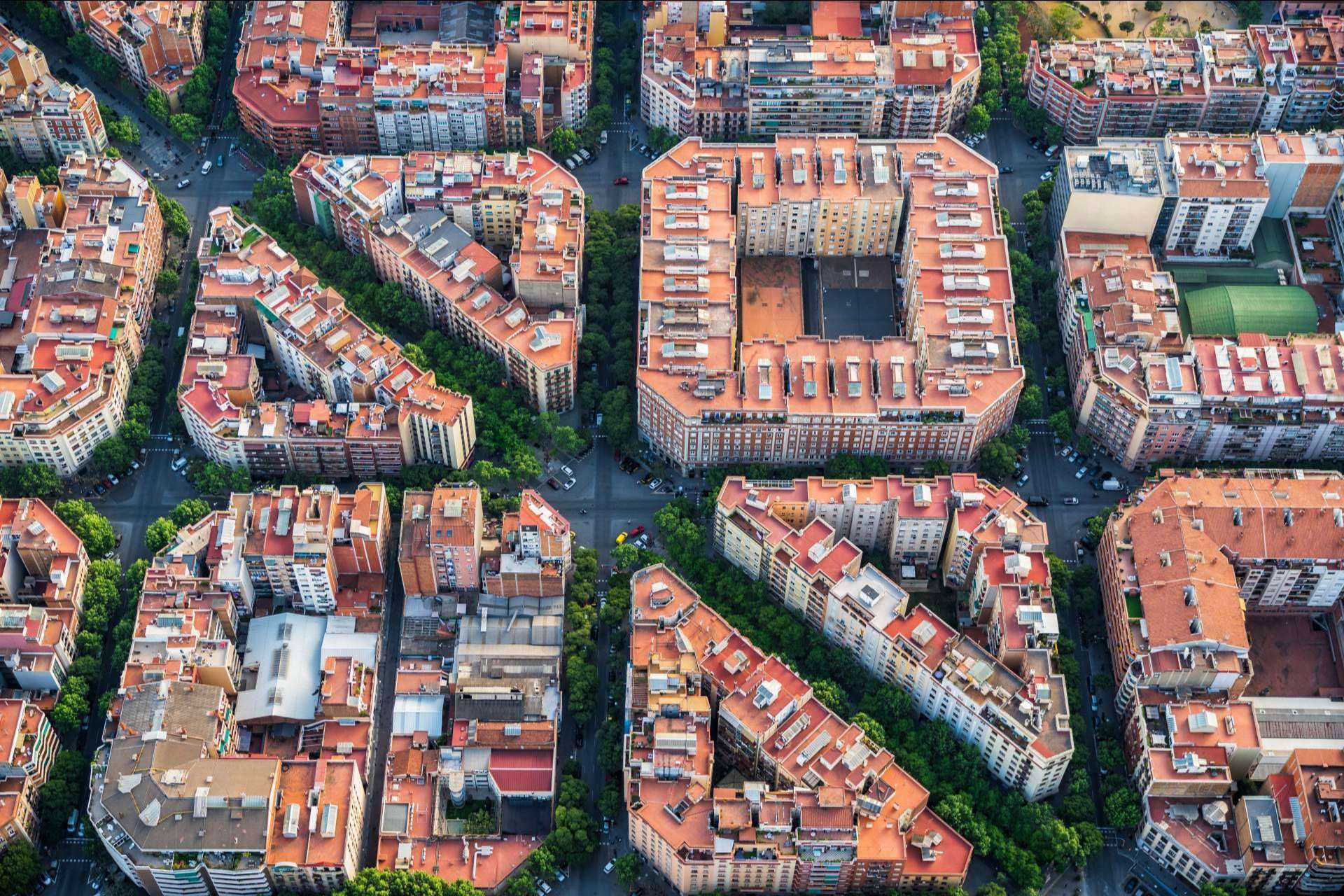 Hannan-Piper Real Estate firma acuerdo con Manhattan Investments para la compra y venta de propiedades en Barcelona