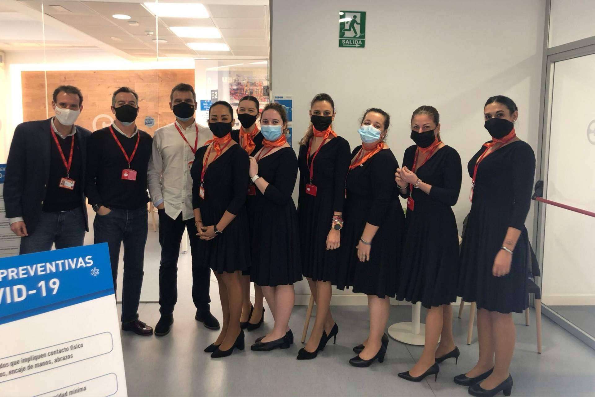 ¿Qué ofrece el curso de tripulante cabina pasajeros de Bravo19?