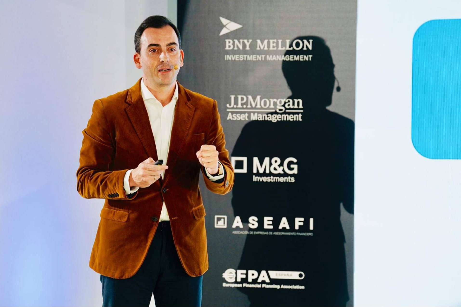 José Manuel Marín Cebrián ha recibido un reconocimiento por su éxito como asesor financiero de confianza