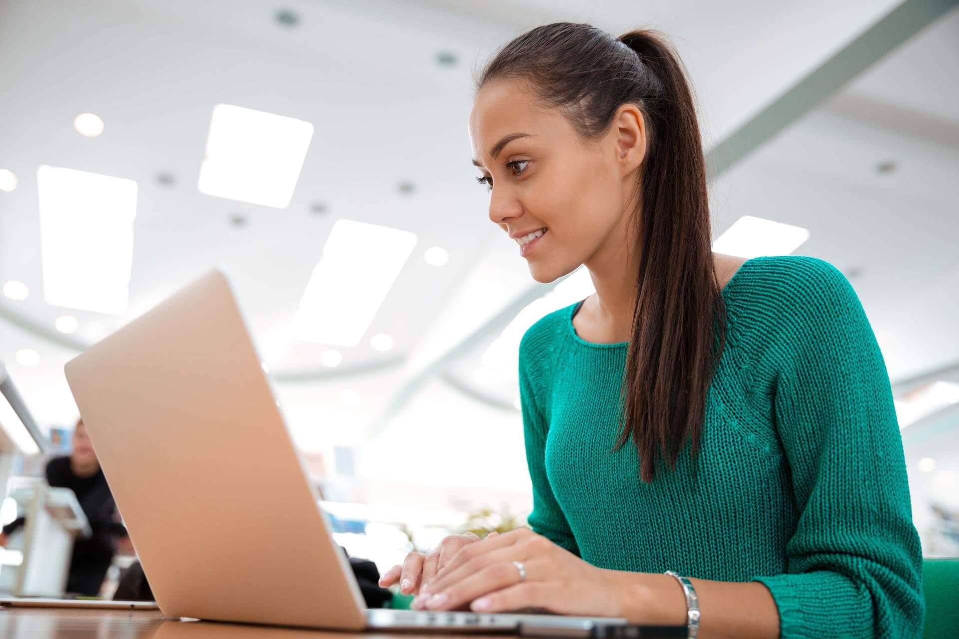 Cursos gratuitos Madrid en las áreas de marketing, habilidades personales, administración e informática en Academia Colón Móstoles