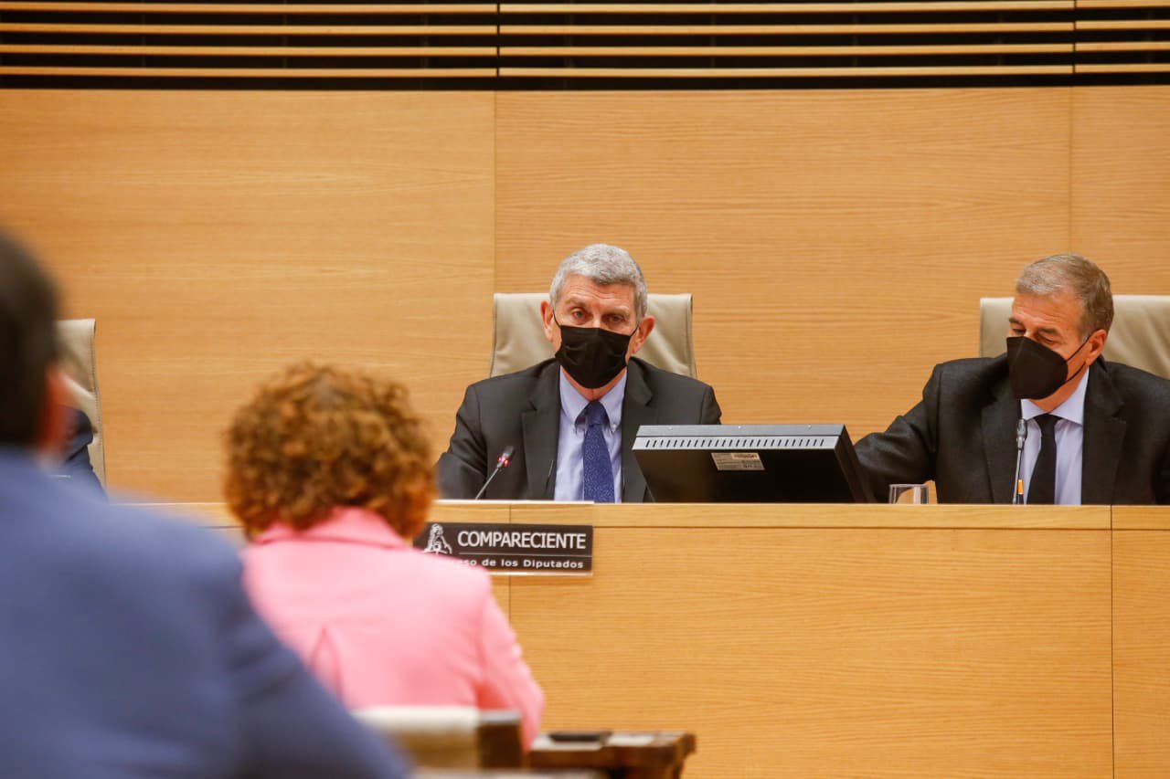 Pérez Tornero se duele del ‘fuego amigo’ de El País: «No comparto las informaciones publicadas»