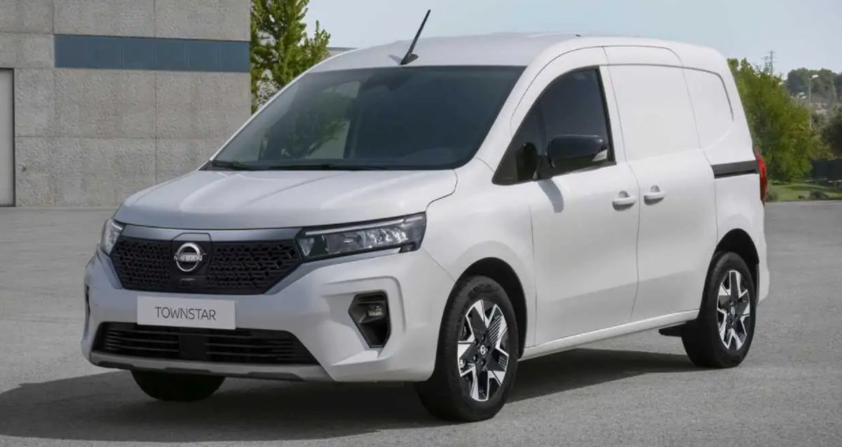 Nissan acelera en España con un modelo de gasolina tras cerrar en Barcelona