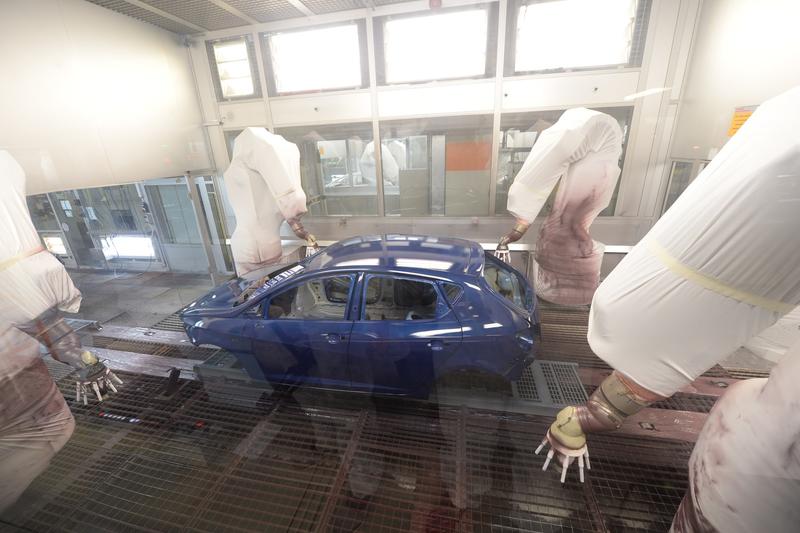 La actividad manufacturera de España se frenó a mínimos desde febrero por problemas de suministro