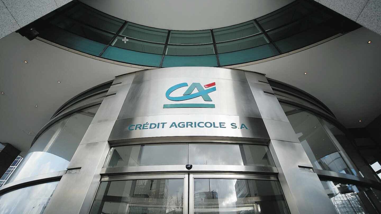Crédit Agricole negociará alianzas  en España para despegar en el mercado de consumo