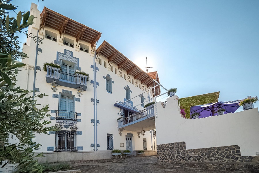 La Casa Serinyana, símbolo de la Costa Brava, rebaja su precio a 15 M€