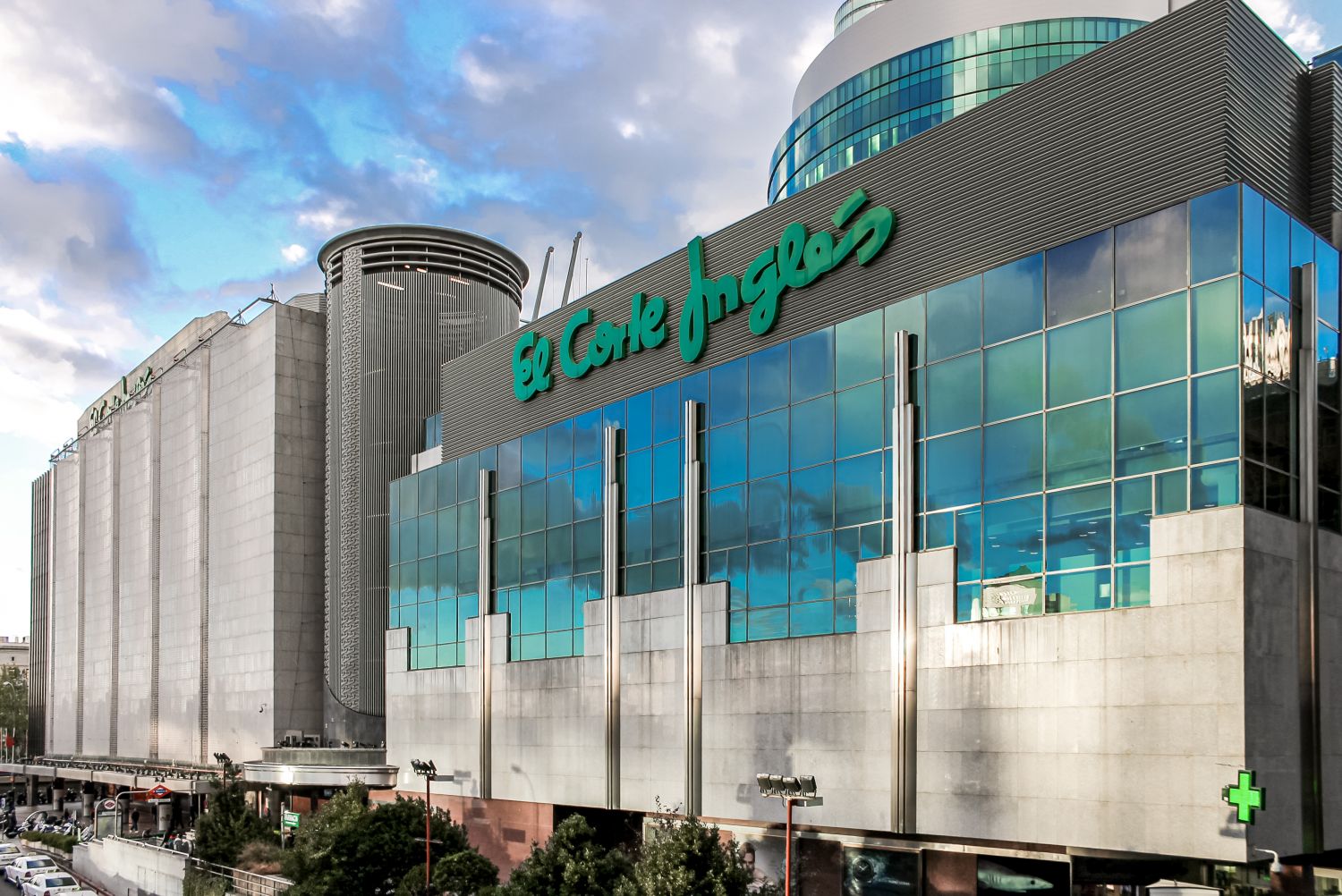El Corte Inglés: La sobrecamisa de punto de BIMBA y LOLA con 60% de descuento para lucir a la última