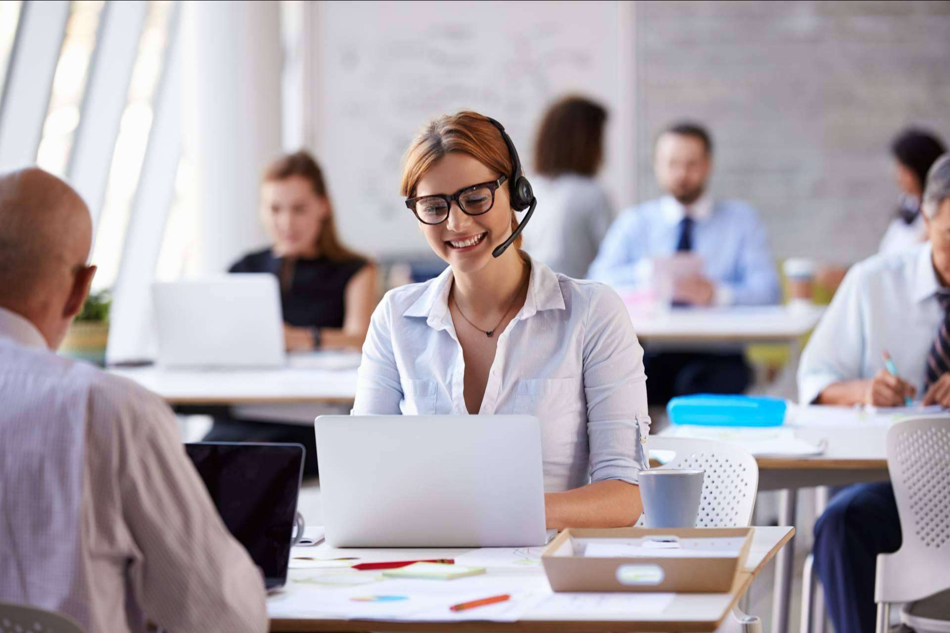 La empresa Sosmatic recalca la necesidad de poner voz a los clientes en el soporte técnico Help Desk L1 y L2, atención al cliente y servicios BPO