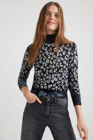 Jersey animal print
