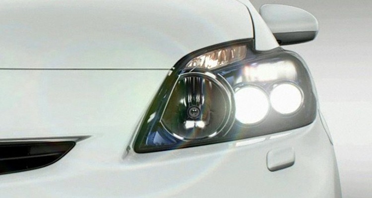 Luces diurnas coche DGT