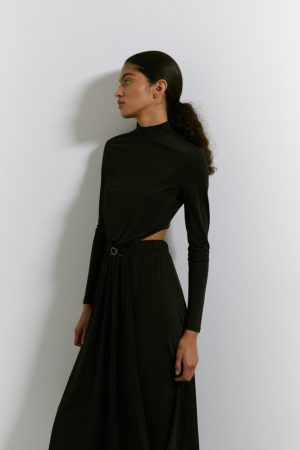 Vestido cut out
