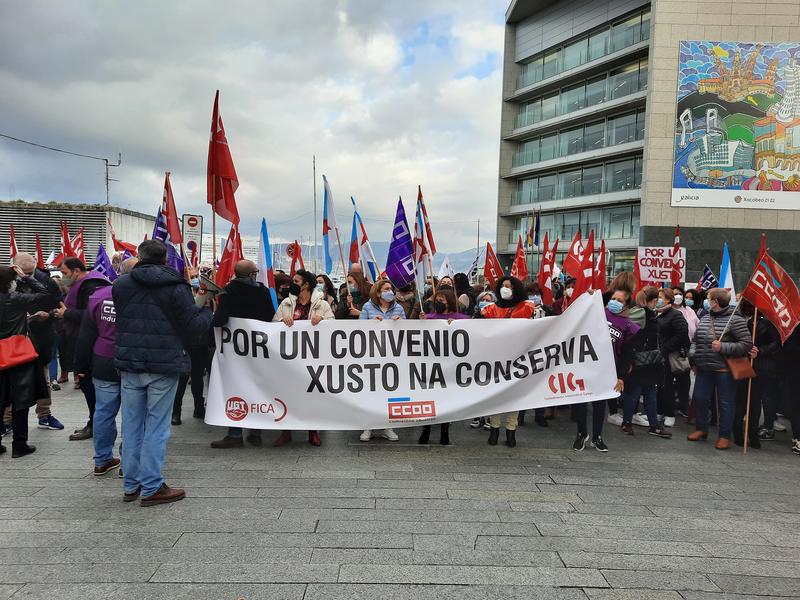 La patronal conservera cifra el seguimiento de huelga en 27% y reprocha la «falta de coherencia» de sindicatos
