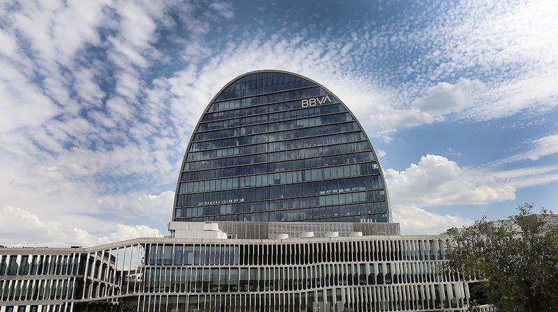 BBVA destinó 106,3 M€ a programas sociales en 2021 y benefició a 44,2 millones de personas