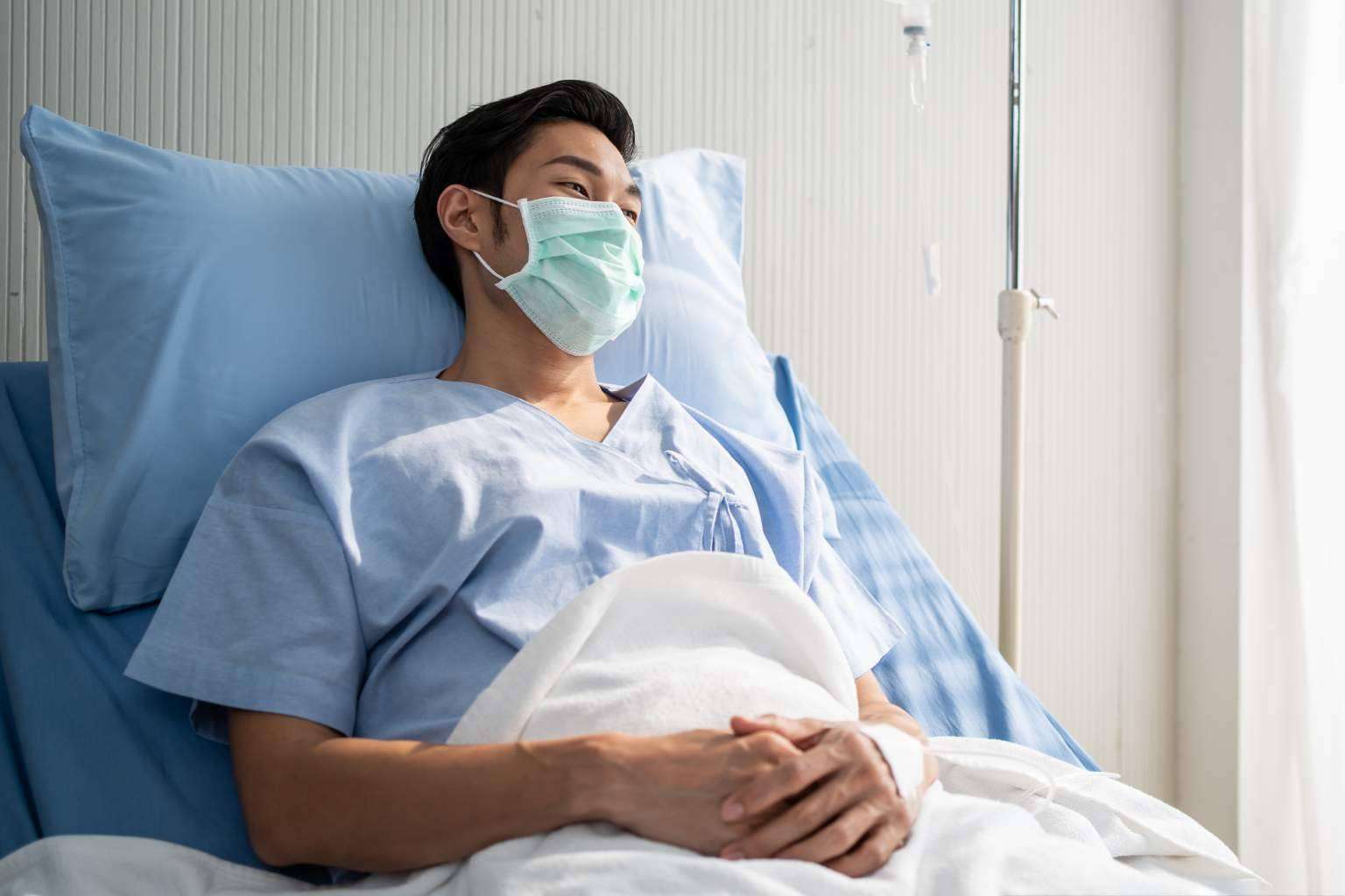 Los camisones hospitalarios de Maldita Hernia