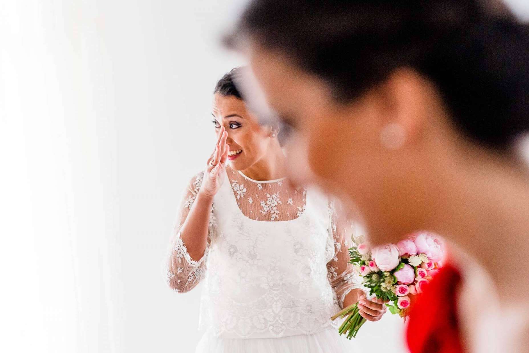 Contratar a un buen fotógrafo para el día de la boda