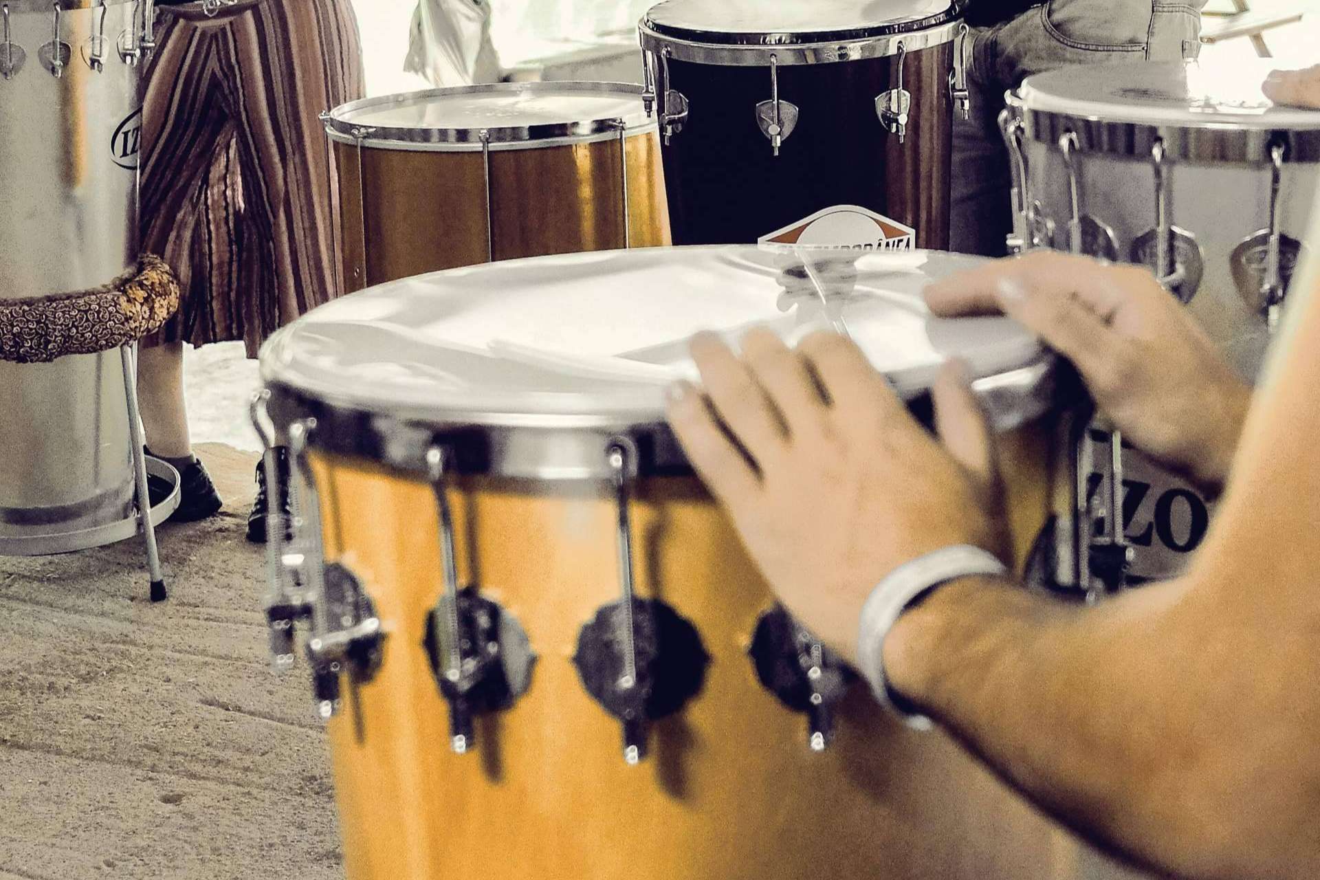 Percuforum dispone de los instrumentos de percusión que forman una batucada