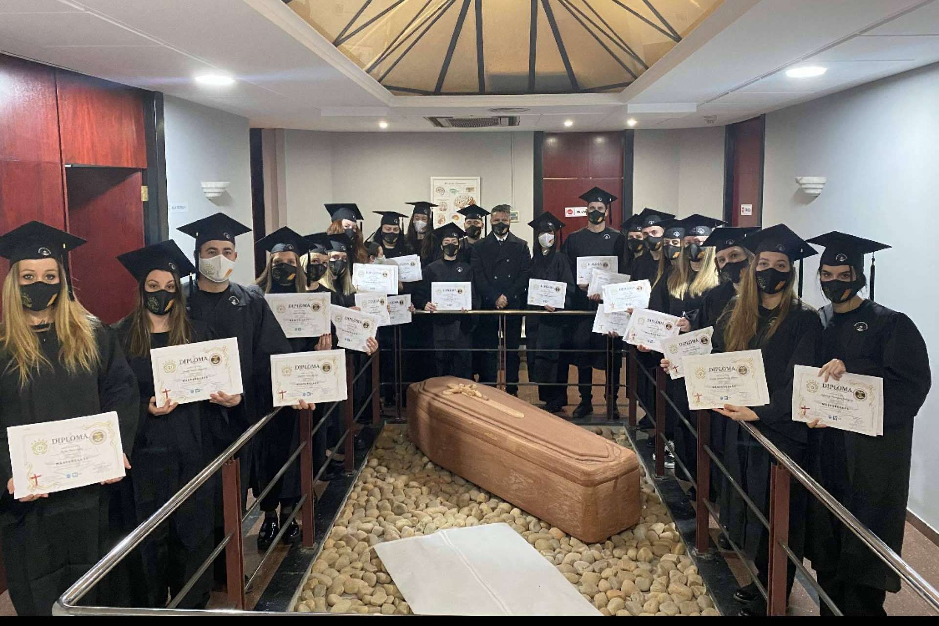 Programas formativos de Tanatopraxia y Tanatoestética de la mano del Instituto Español Funerario