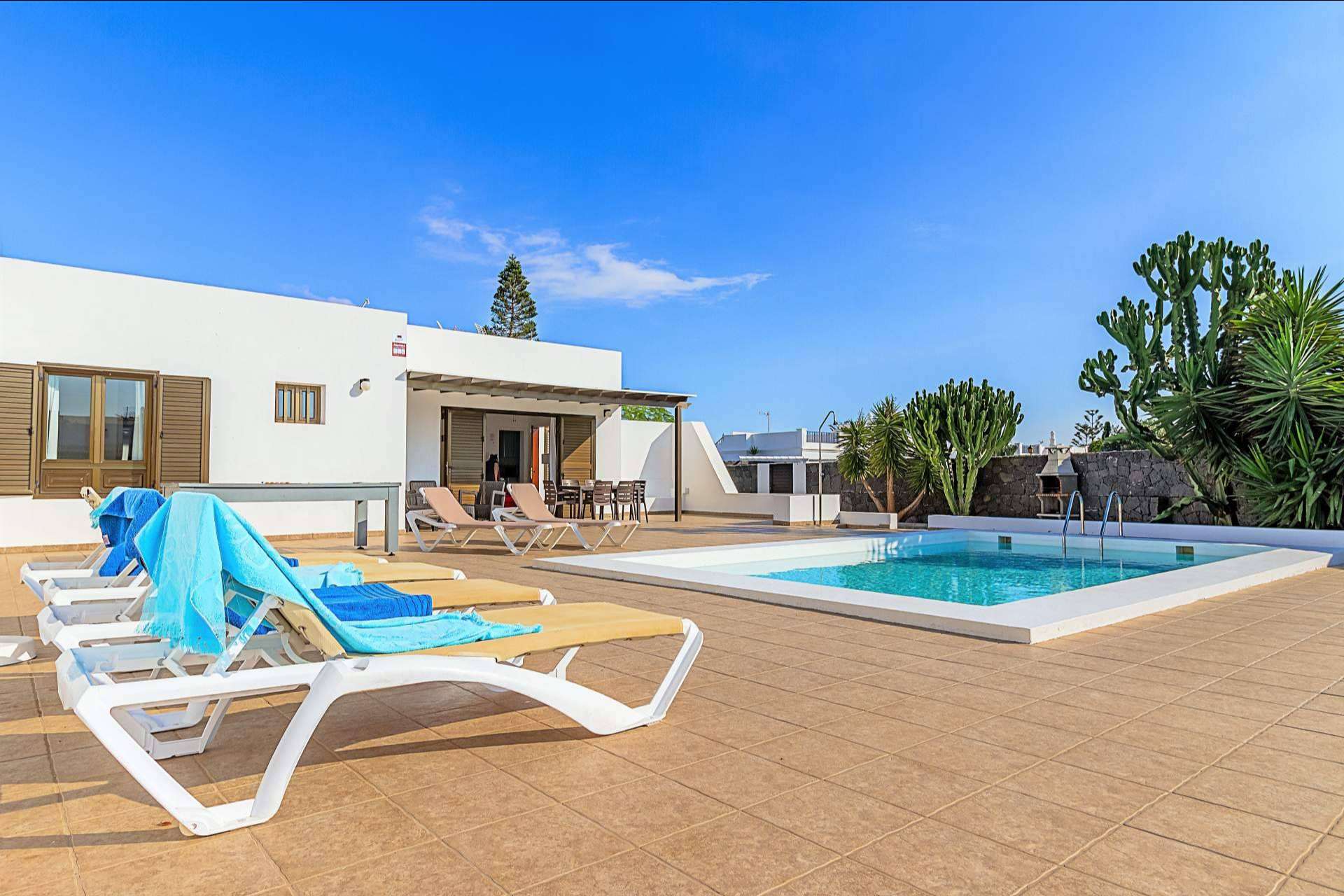 Rock Rentals, alquiler de casas y apartamentos de vacaciones en Lanzarote y Tenerife