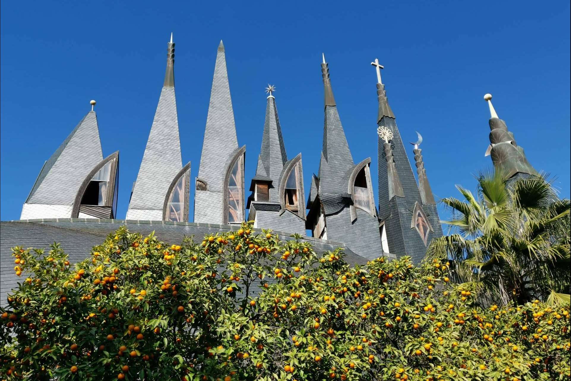 Visitar los pabellones de la Expo 92 de Sevilla en su 30 aniversario con TuGuíadeSevilla.com