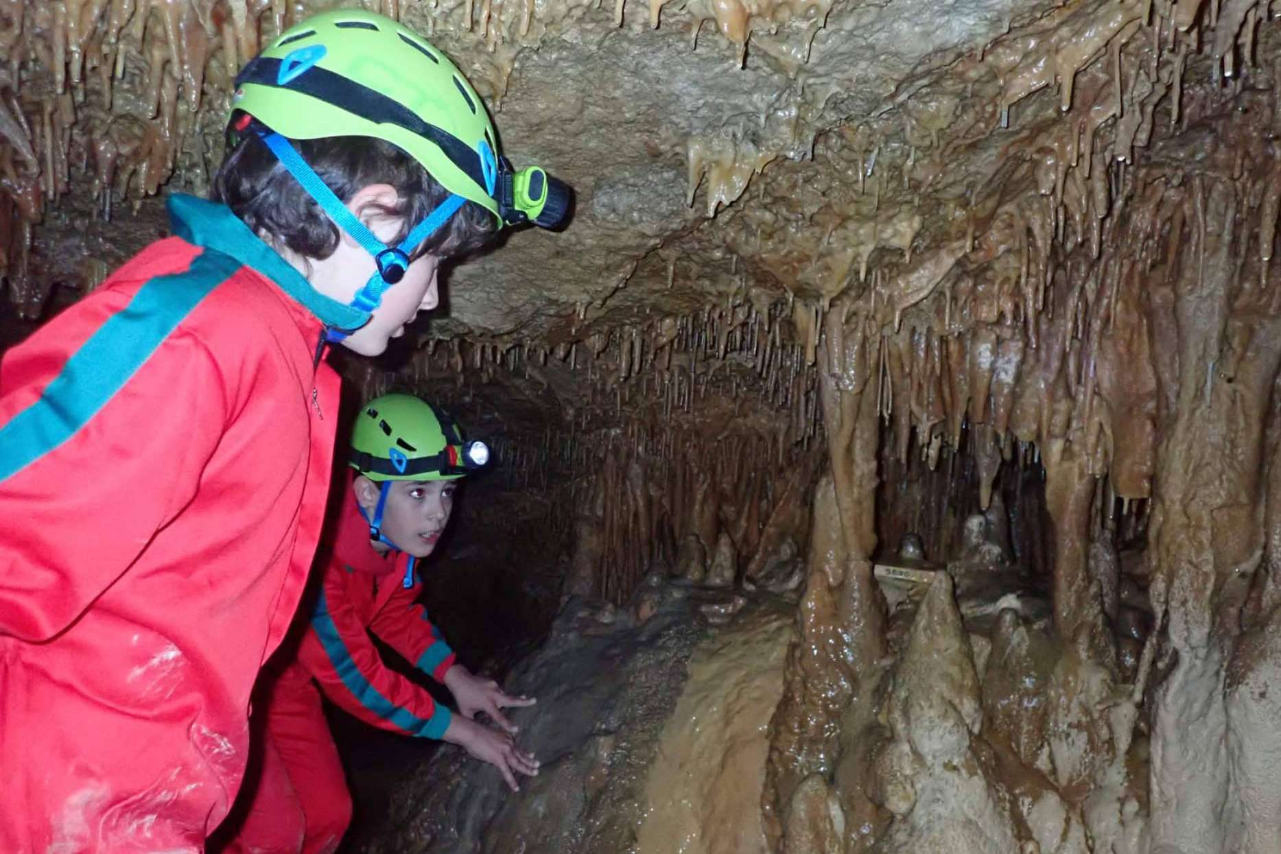 Deportes de aventura al aire libre para niños, de la mano de Nómadas del Pirineo