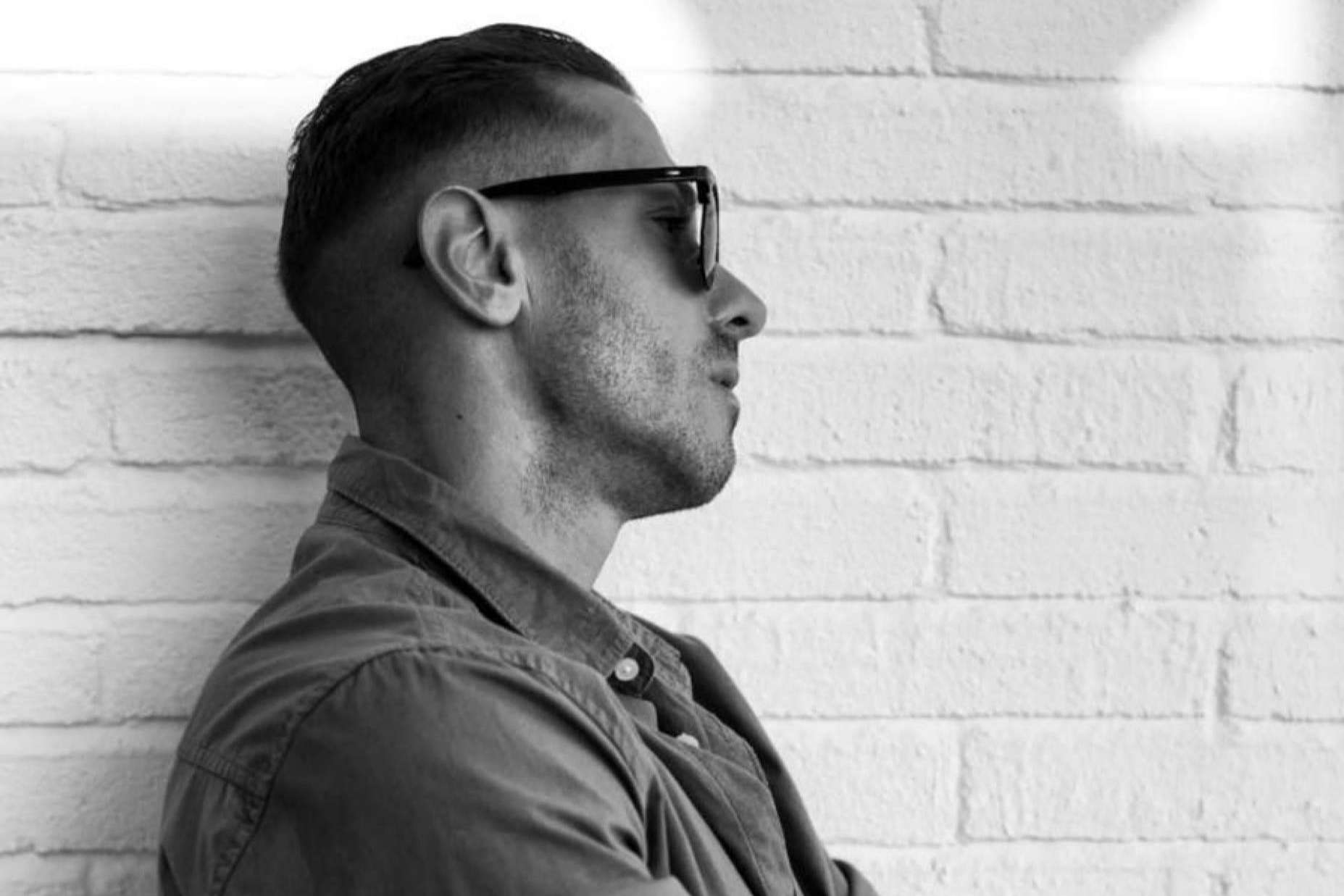 Ramón Toscano Antequera, productor musical e influencer, estrena próximamente su nuevo material discográfico