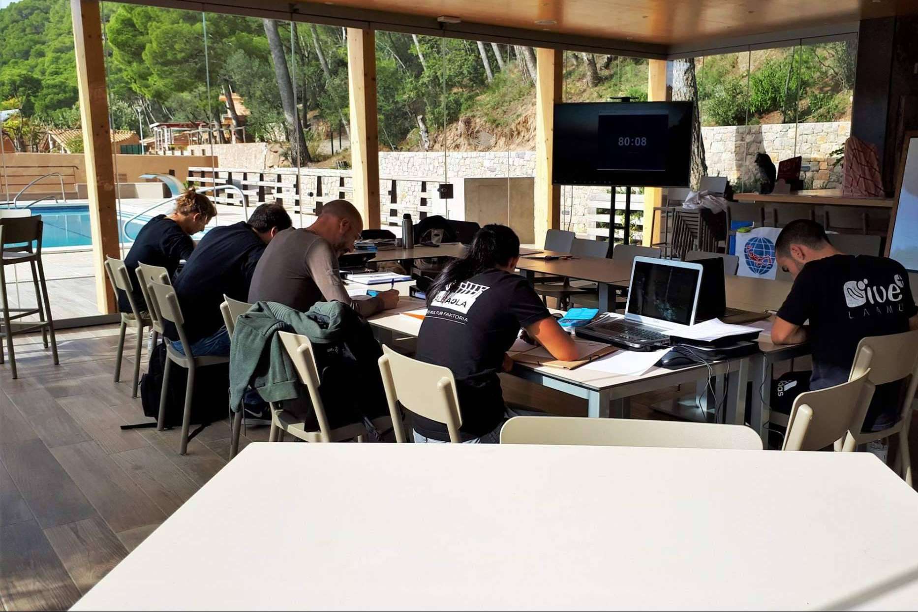 Formación de instructores de buceo PADI de la mano del experto en buceo Miguel Coll