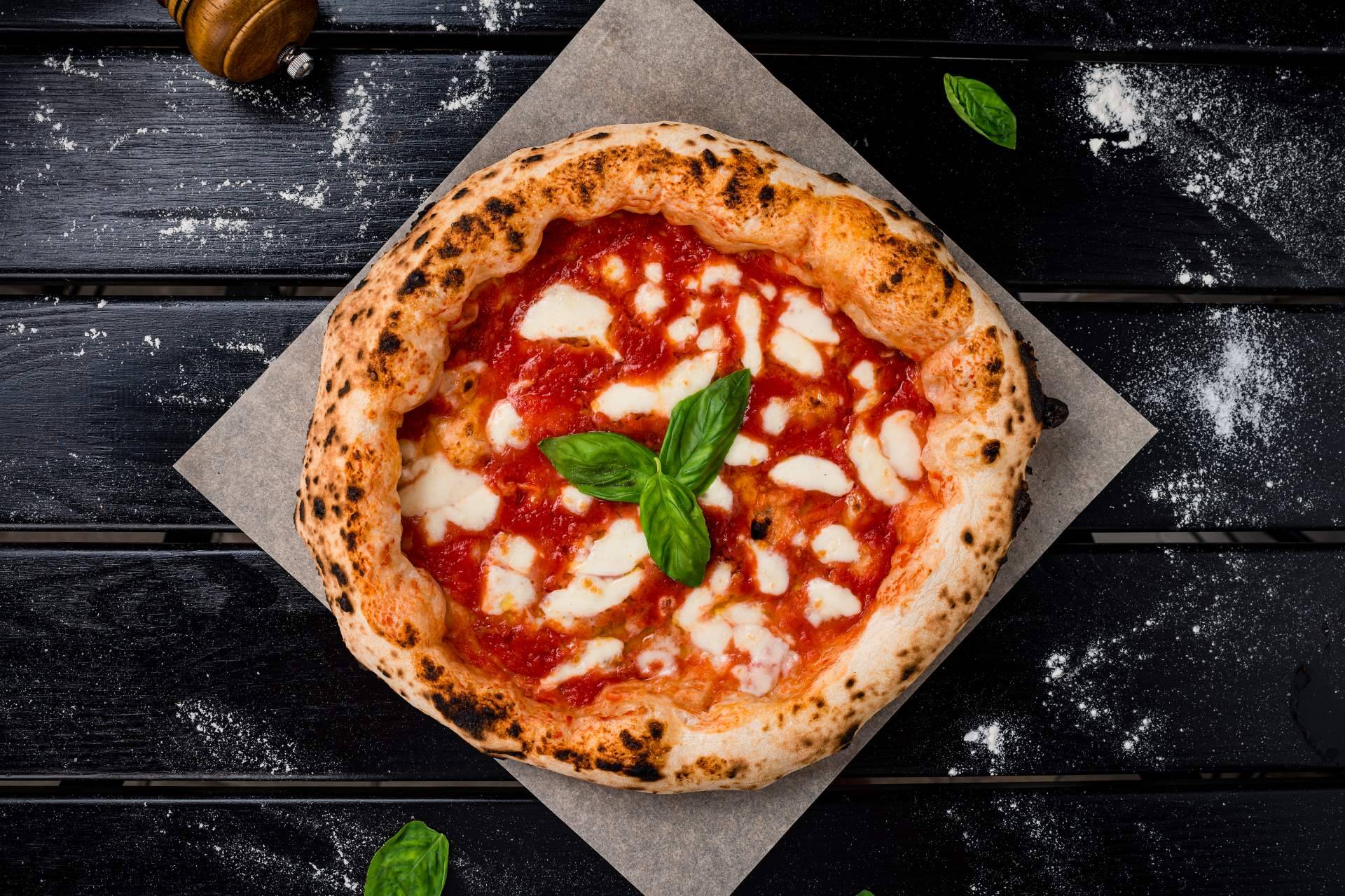 Un clásico de la gastronomía italiana en el puerto de Santa María, la pizza Margarita