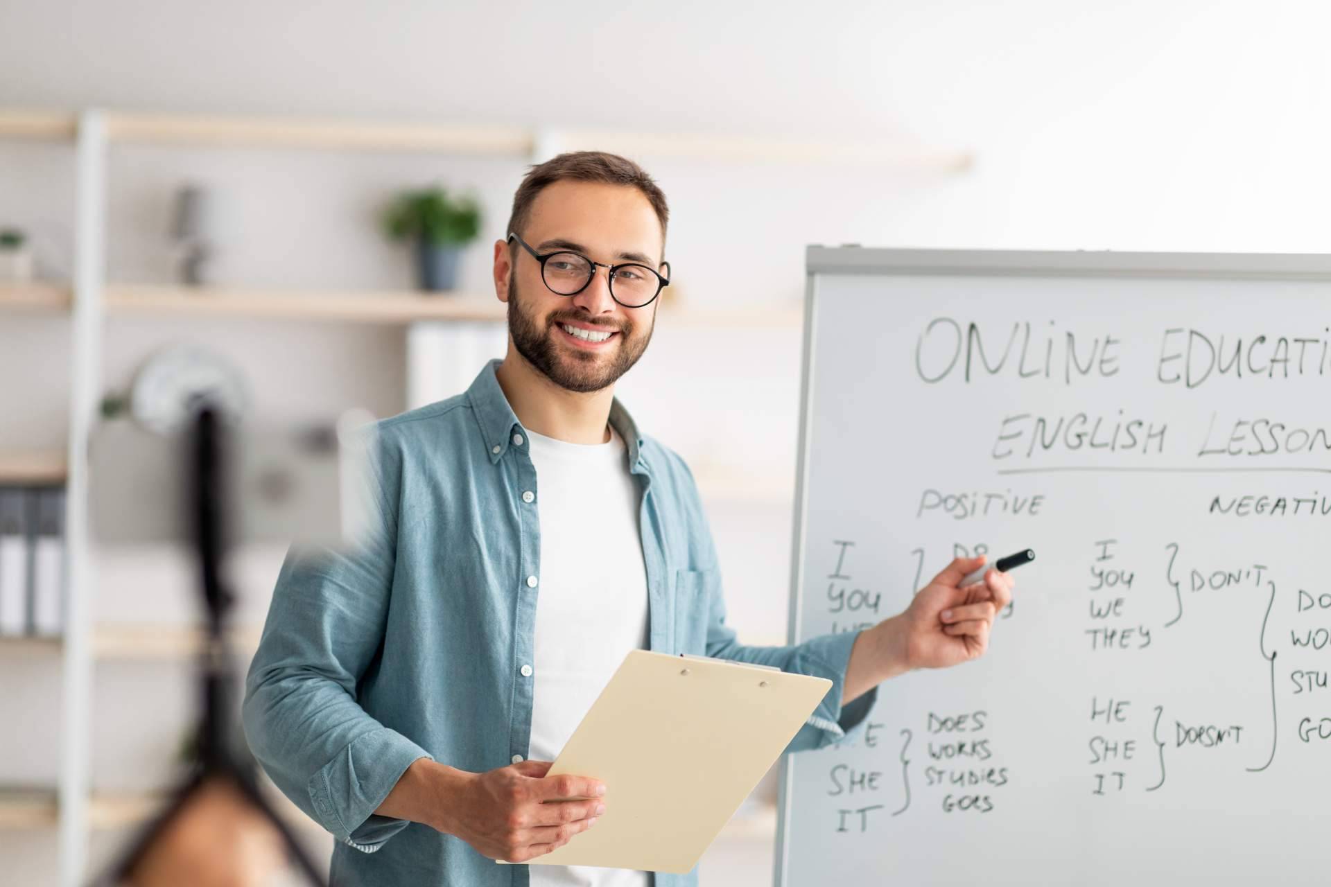 La metodología blended ayuda a aprender inglés para las oposiciones docentes