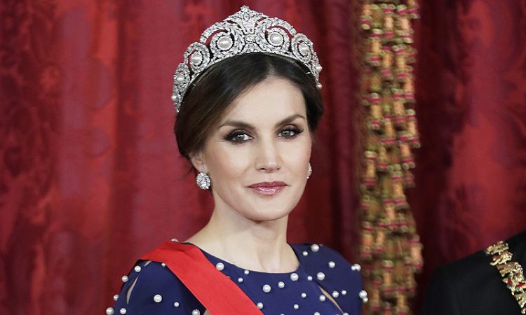 Reina Letizia con tiara