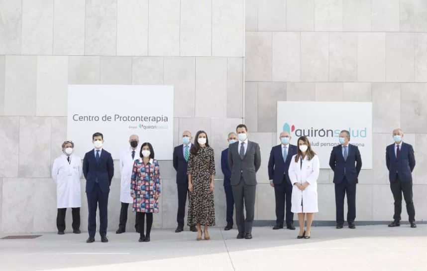 Doña Letizia visita el Centro de Protonterapia QuirónSalud, primera instalación de terapia de protones en España￼