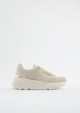 screenshot www.zara .com 2022.02.22 17 46 50 Merca2.es